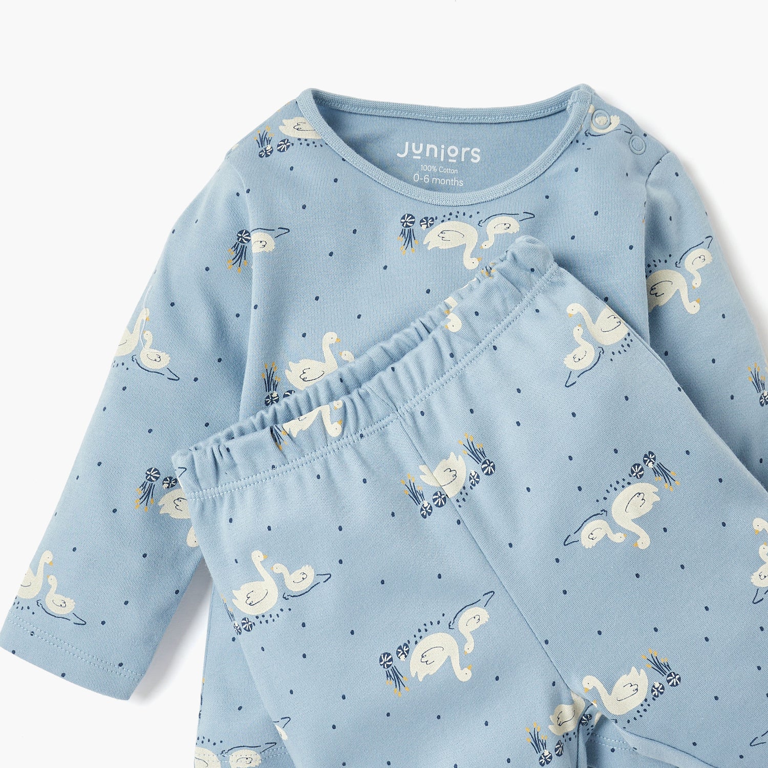 Juniors Swan Print T-shirt and Pyjama Set