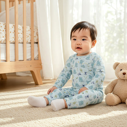 Juniors Bear Print T-shirt and Pyjama Set