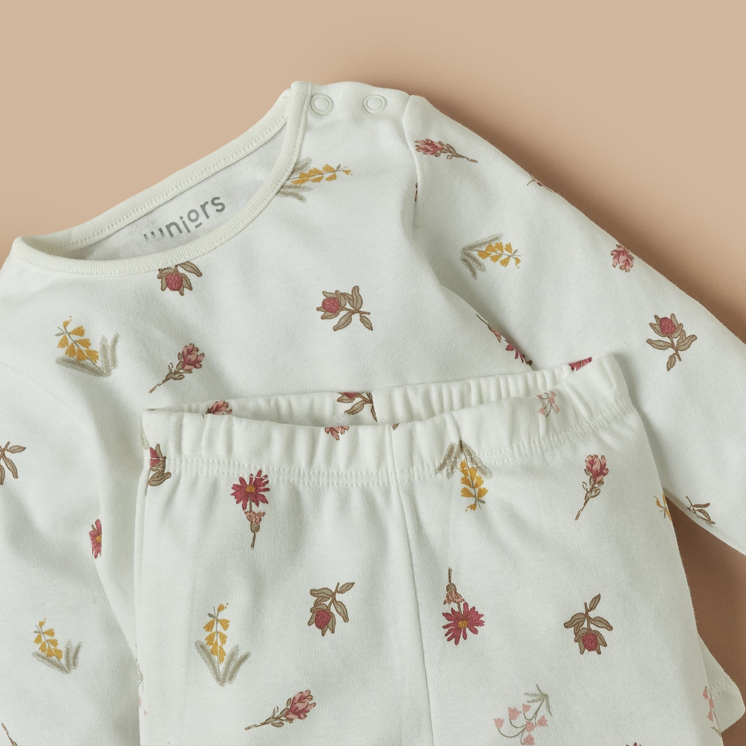 Juniors Floral Print T-shirt and Pyjama Set