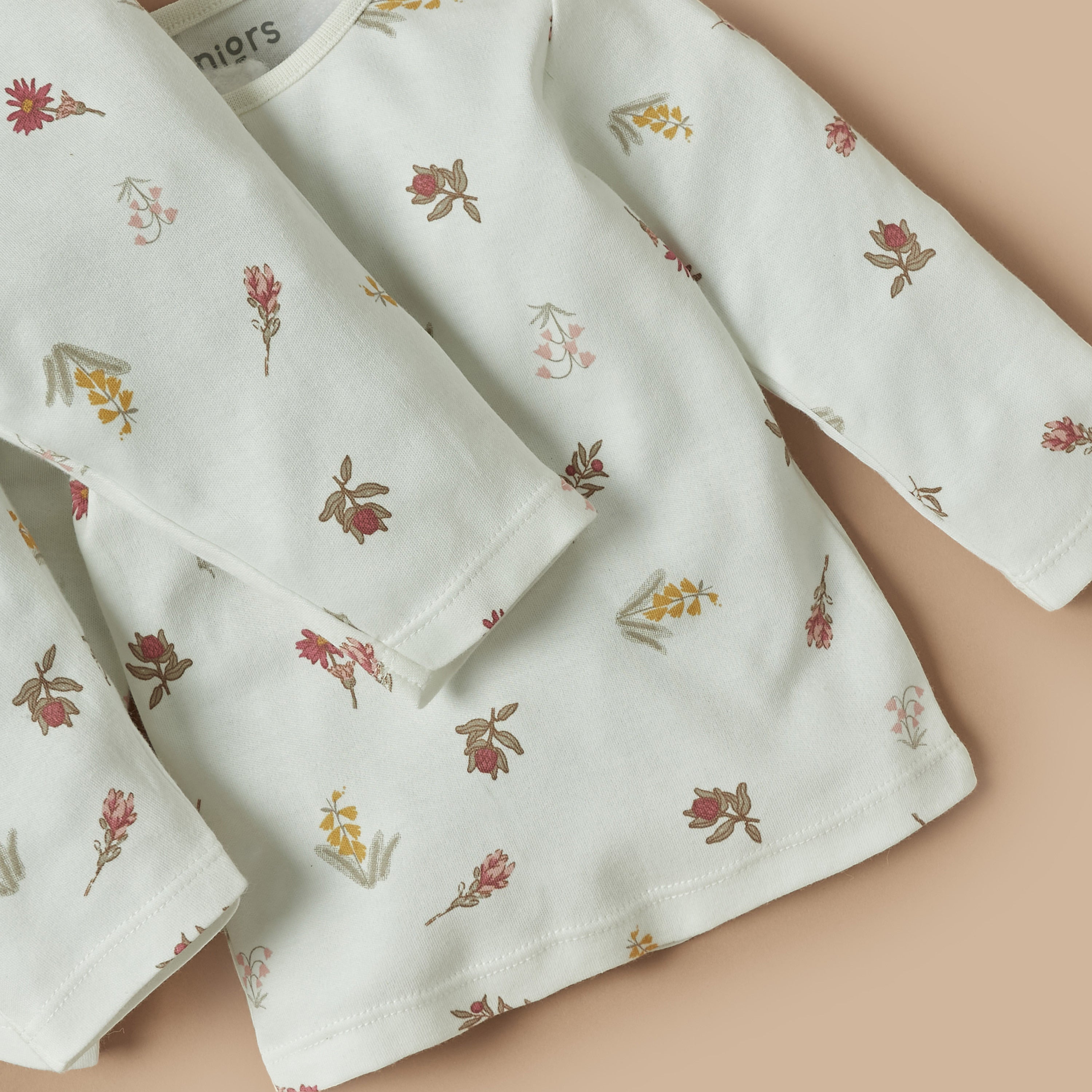 Juniors Floral Print T-shirt and Pyjama Set
