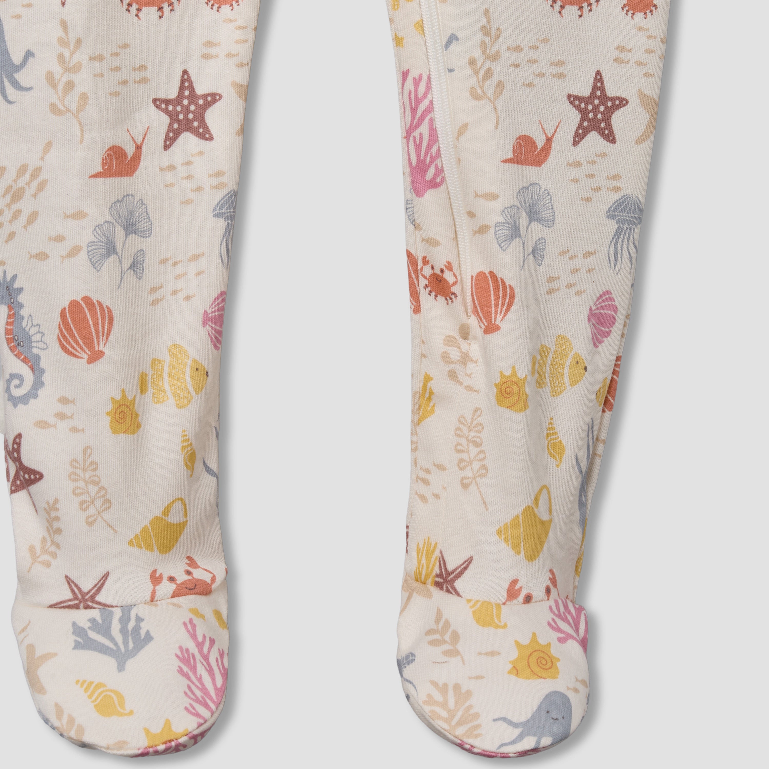 Juniors Cotton Round Neck Long Sleeves Sleepsuit with Underwater Print