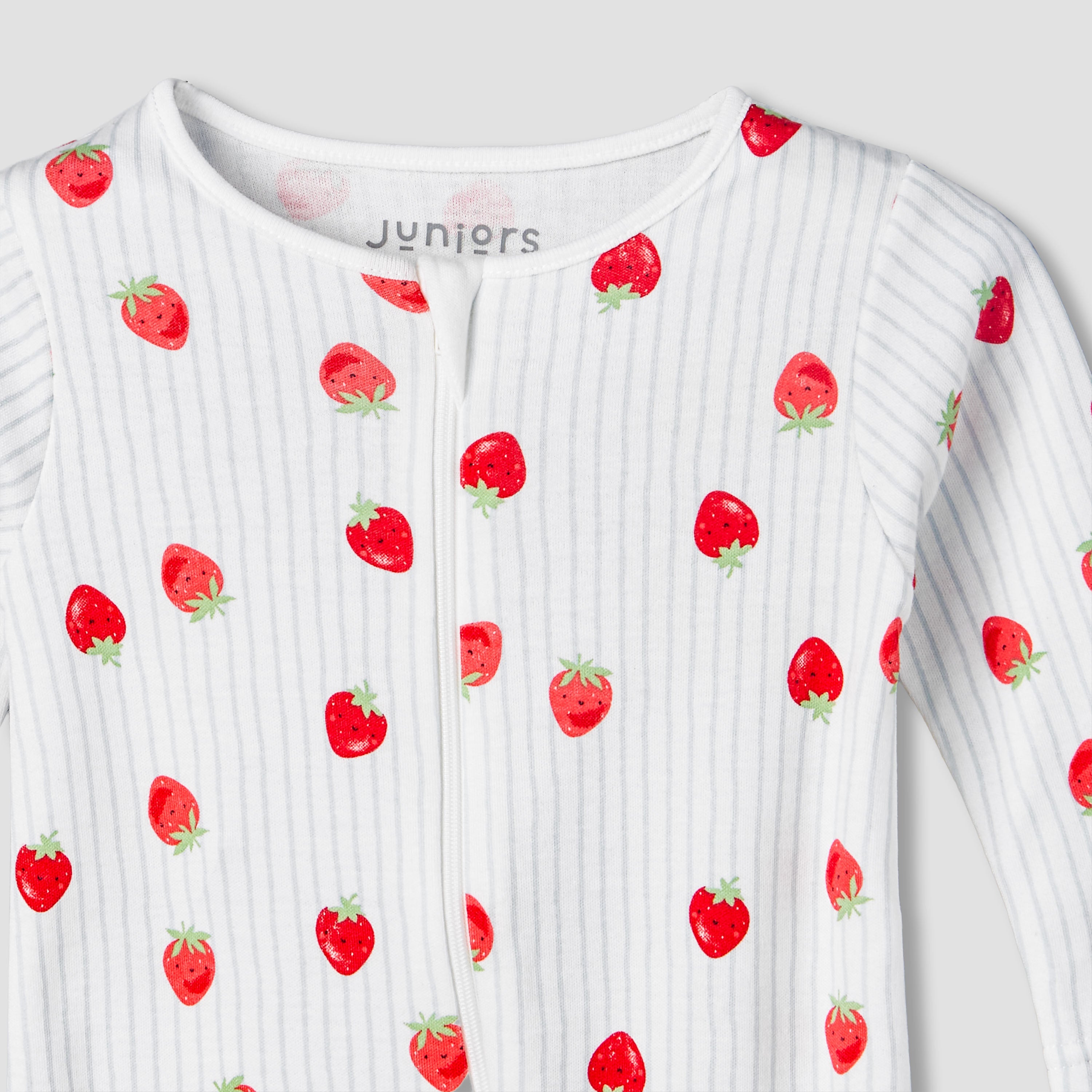 Juniors Cotton Round Neck Long Sleeves Sleepsuit with Strawberry Print