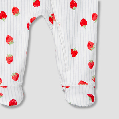 Juniors Cotton Round Neck Long Sleeves Sleepsuit with Strawberry Print