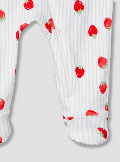Juniors Cotton Round Neck Long Sleeves Sleepsuit with Strawberry Print-baby-girls-clothing-nightwear-sleepsuits-image-5