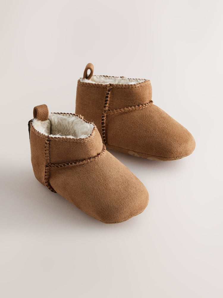 Tan Brown Suede Pull On Boots (0-2mths) - Tan Brown / Up To 3 Months (50 - 62cm)