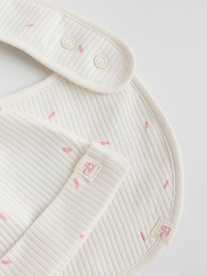 Cream Milk Club Baby Sleepsuit, Bodysuit, Bib and Hat Set 4 Piece (0-9mths)