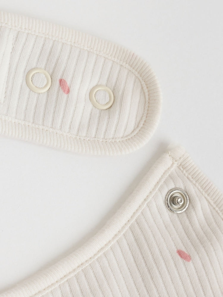 Cream Milk Club Baby Sleepsuit, Bodysuit, Bib and Hat Set 4 Piece (0-9mths)