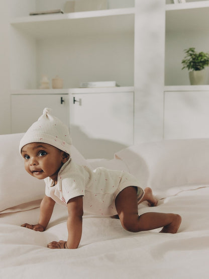 Cream Milk Club Baby Sleepsuit, Bodysuit, Bib and Hat Set 4 Piece (0-9mths)