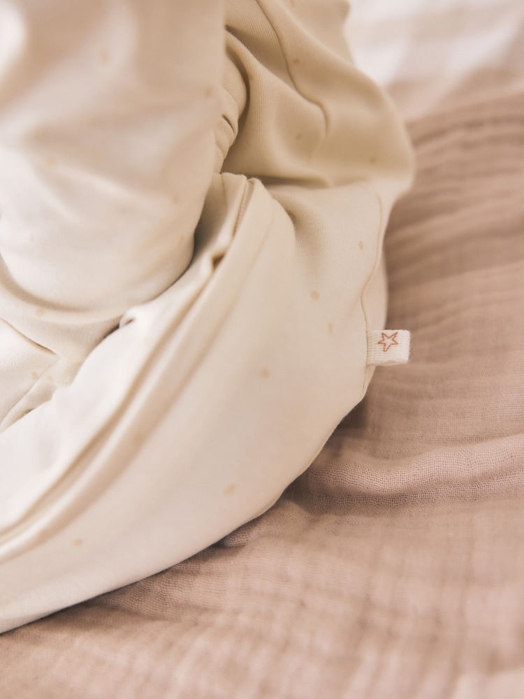 Neutral I Love My Mummy Two Way Zip Baby Sleepsuit (0-18mths) - Size 5lb