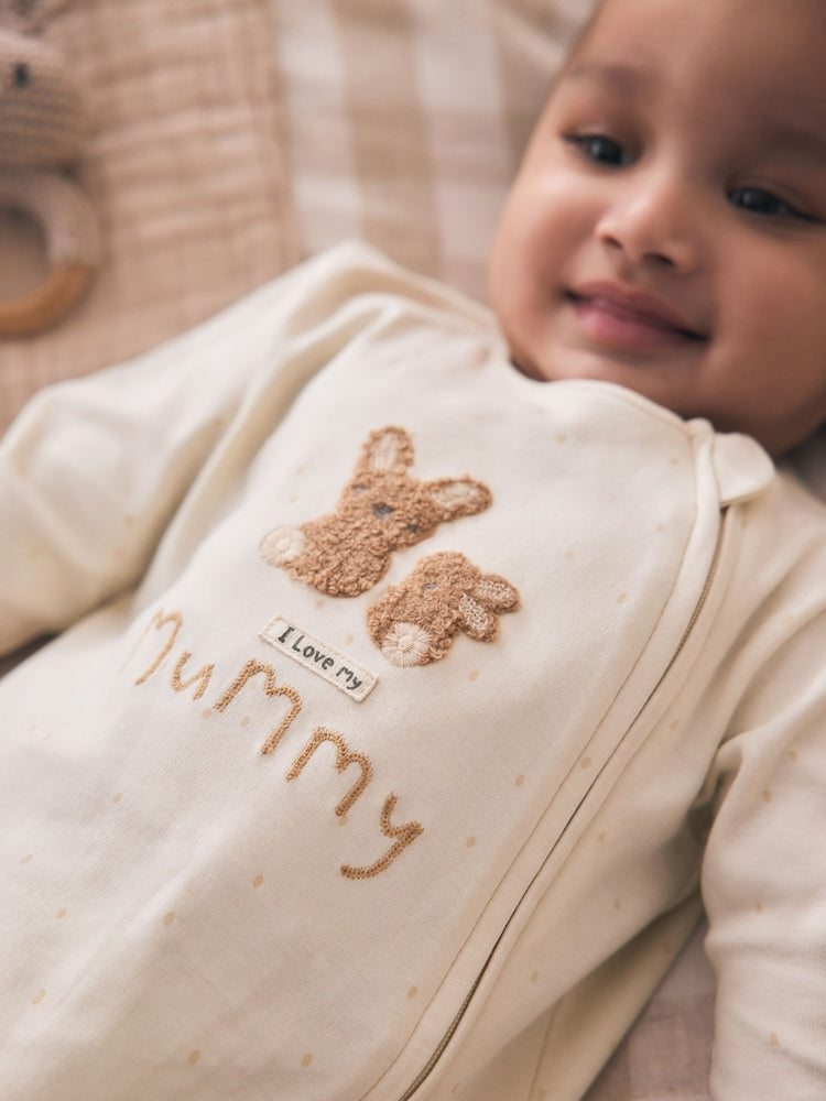 Neutral I Love My Mummy Two Way Zip Baby Sleepsuit (0-18mths) - Size 5lb