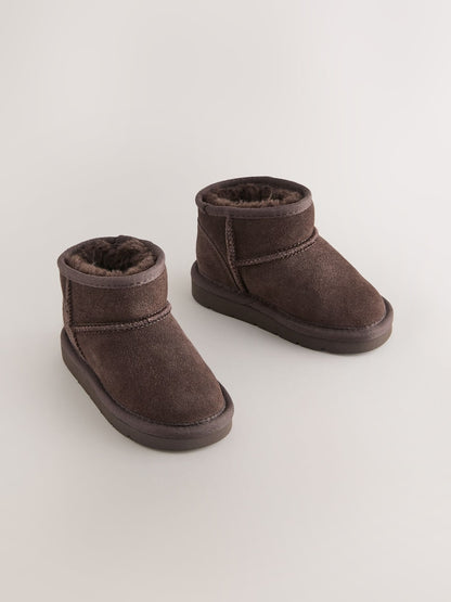 Chocolate Brown Standard Fit (F) Water Repellent Suede Pull On Boots - Size EU 19 (UK 3)