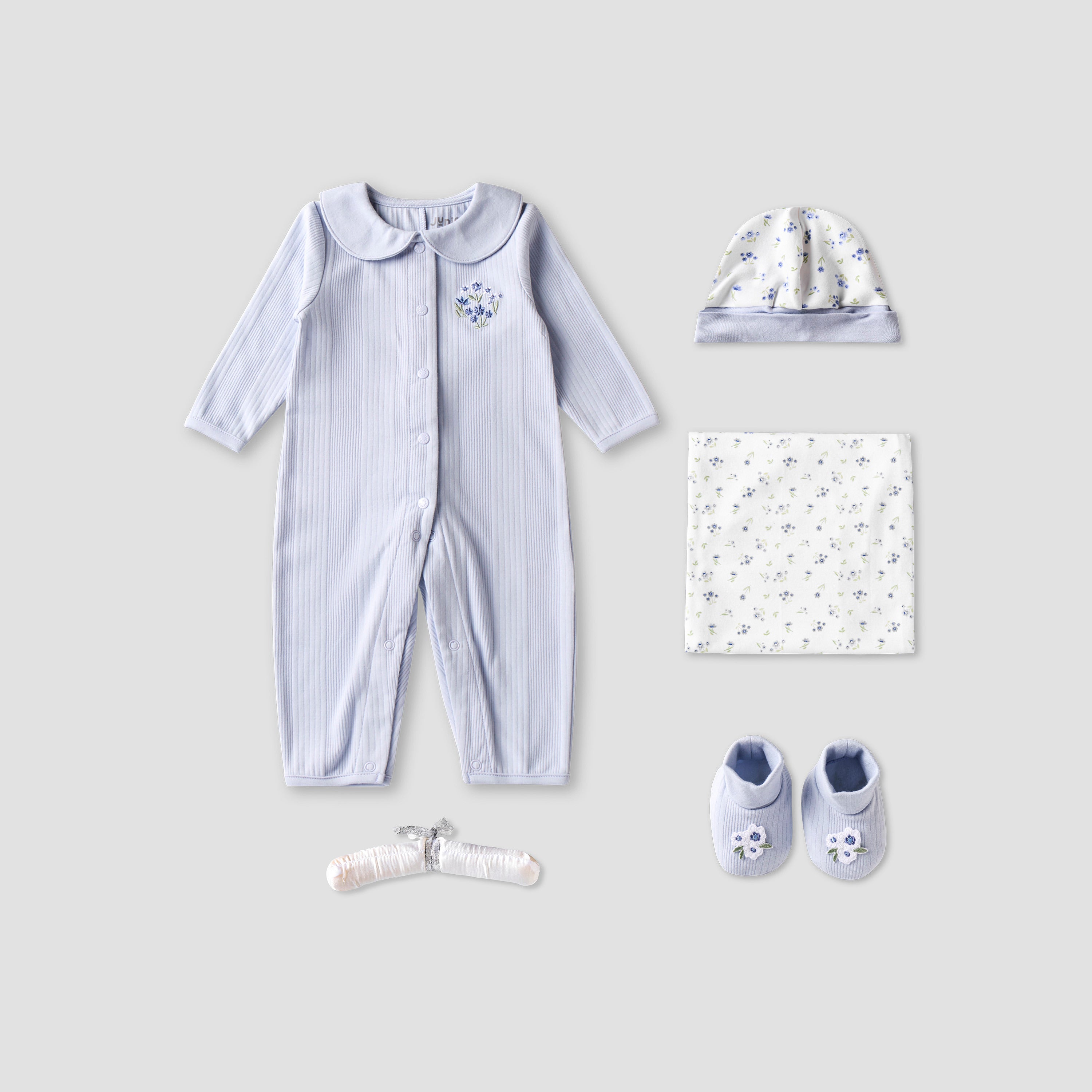 Set of 5 Juniors Clothing Gift Set with Floral Print