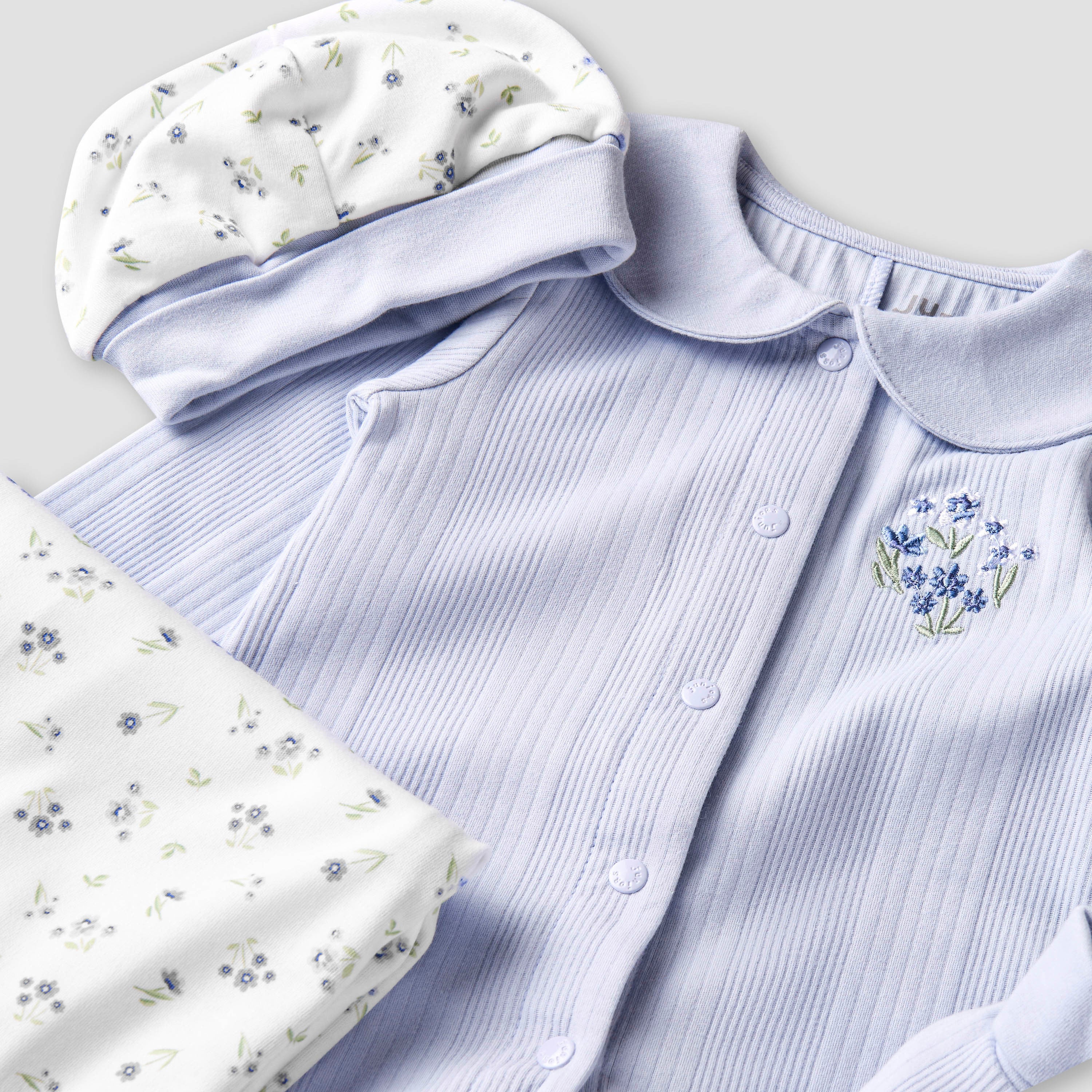 Set of 5 Juniors Clothing Gift Set with Floral Print