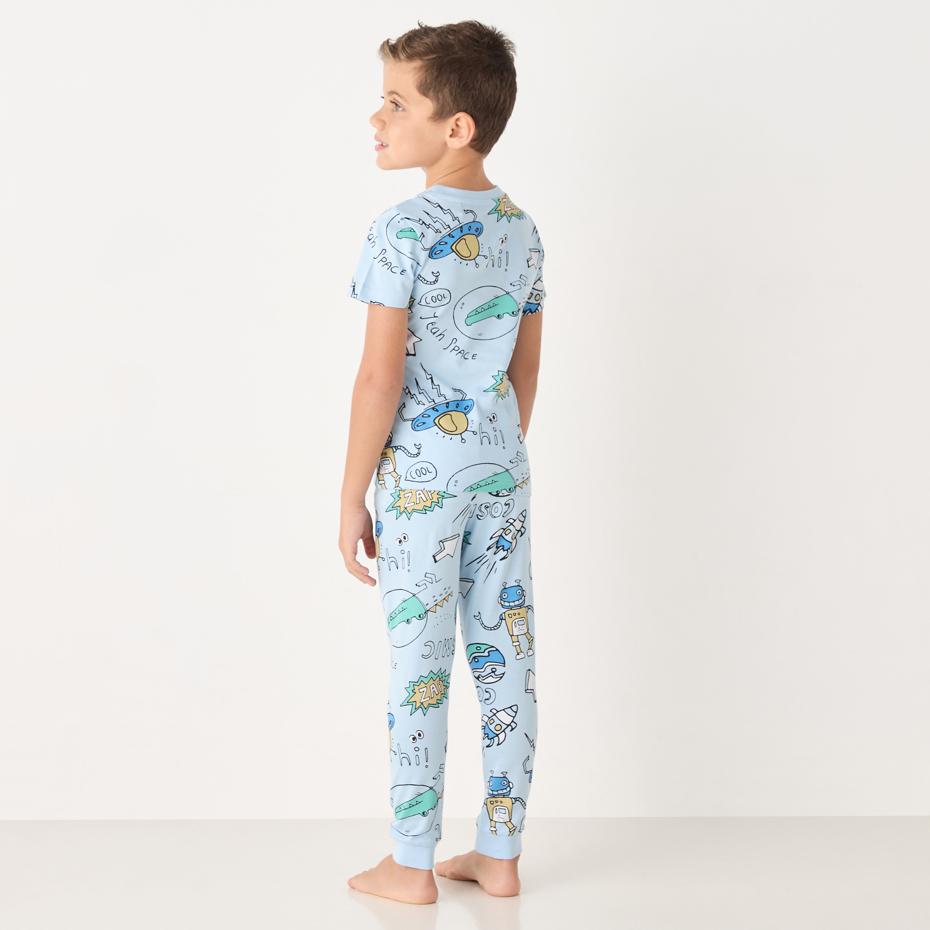 Juniors All-Over Graphic Print Short Sleeves T-shirt and Elasticated Joggers