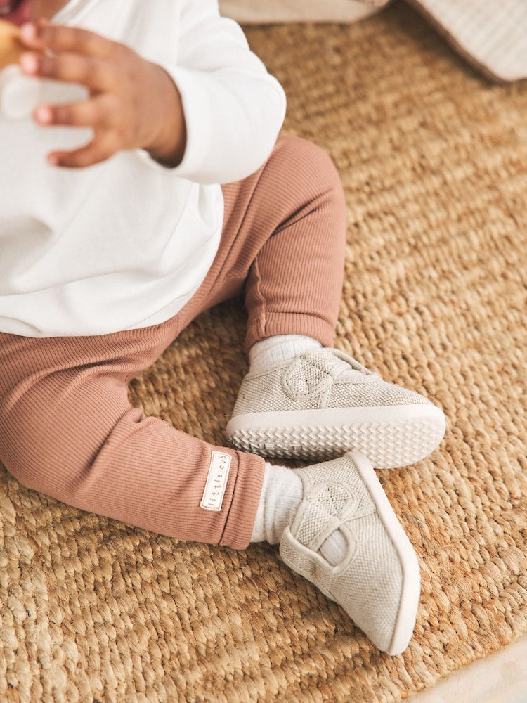 Neutral Crawler T-Bar Baby Shoes (0-2mths)