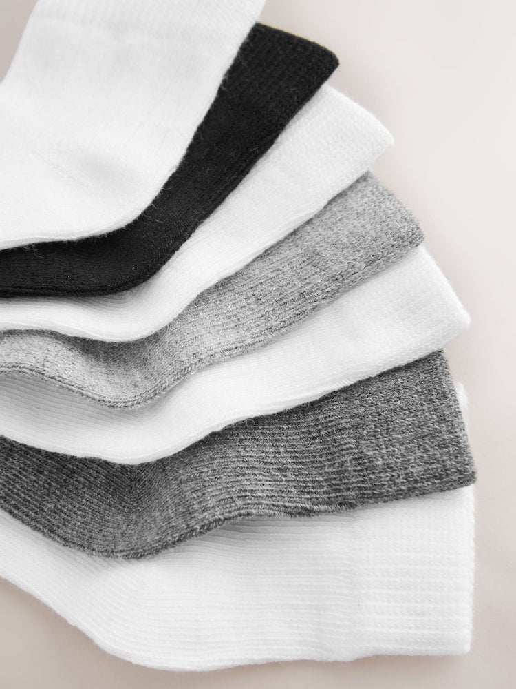 Black/White Baby Socks 7 Pack (0mths-2yrs) - Size 50cm (First Size)