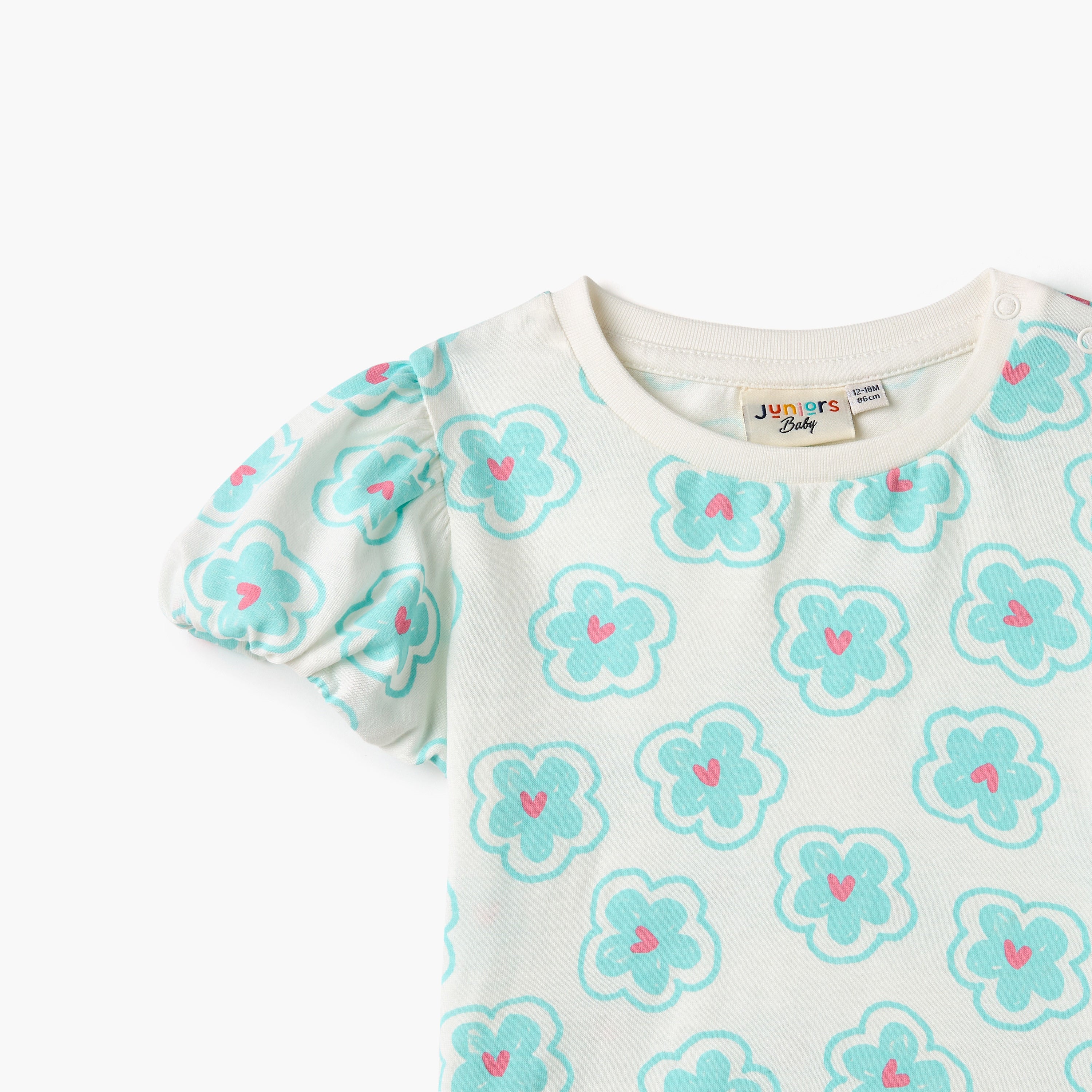 Juniors All-Over Floral Print T-shirt with Puff Sleeves