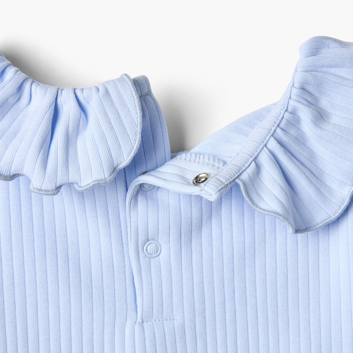 Juniors Ribbed T-shirt with Ruffled Neck and Lettuce Trim