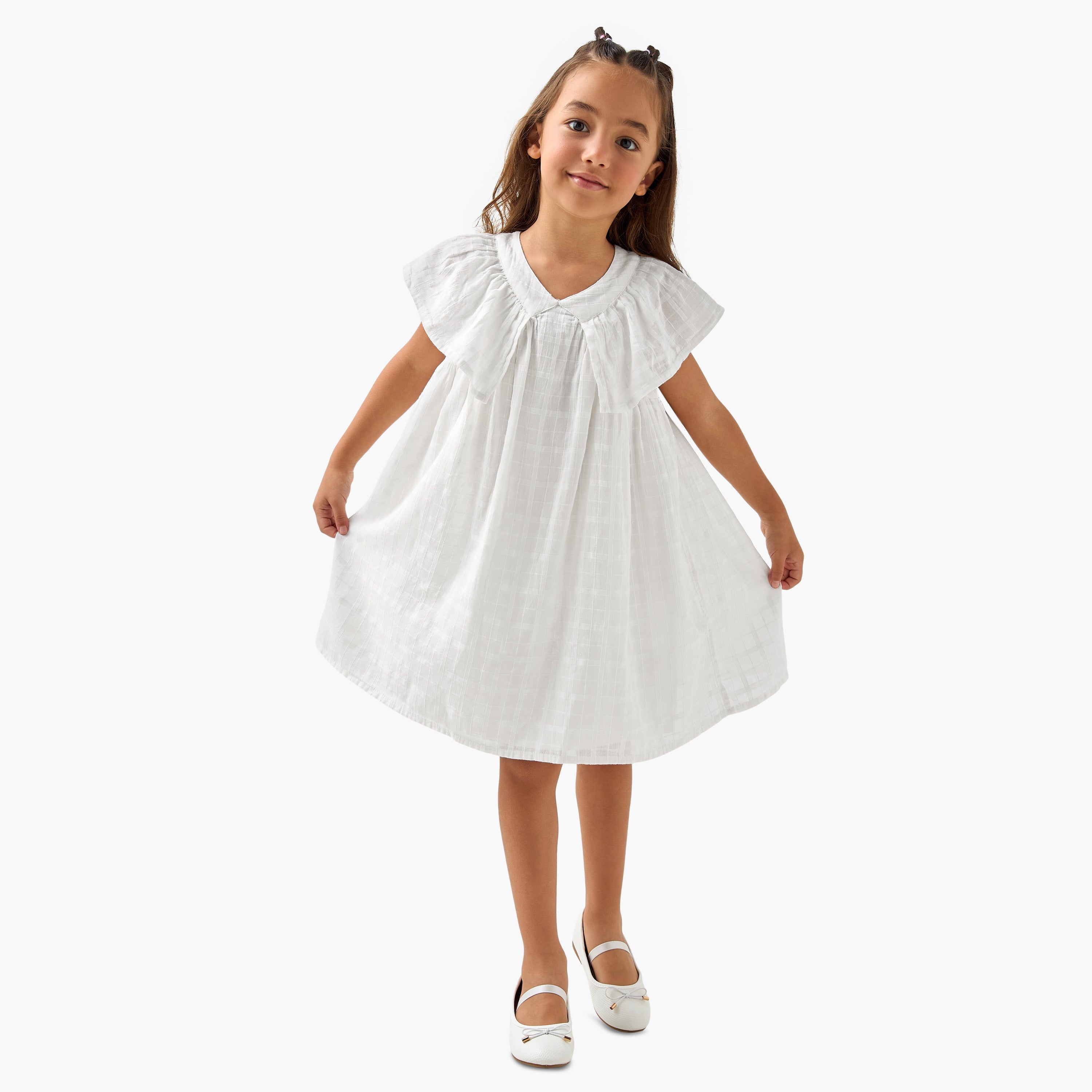 Juniors Checked Sleeveless Dress with Ruffle Detail