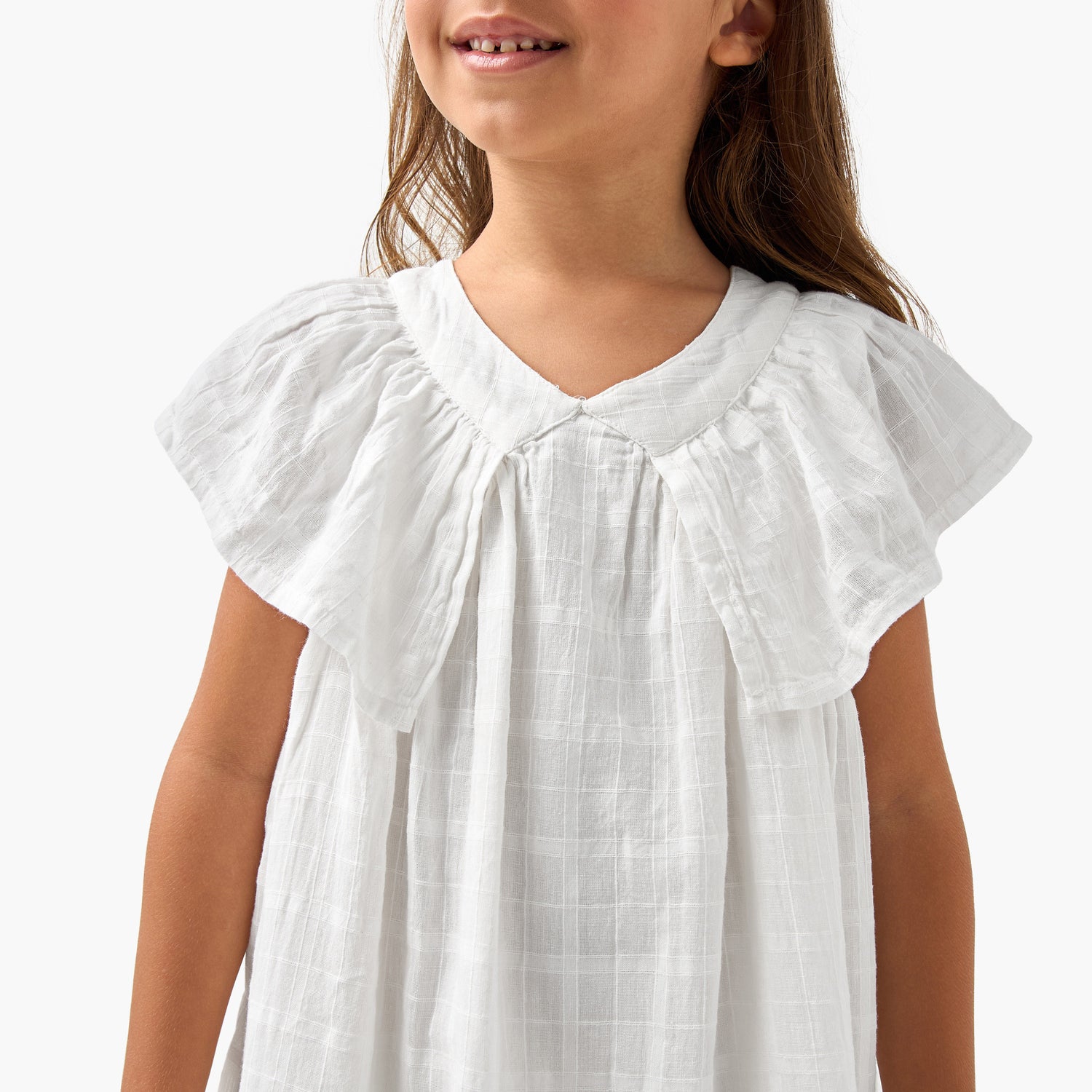 Juniors Checked Sleeveless Dress with Ruffle Detail