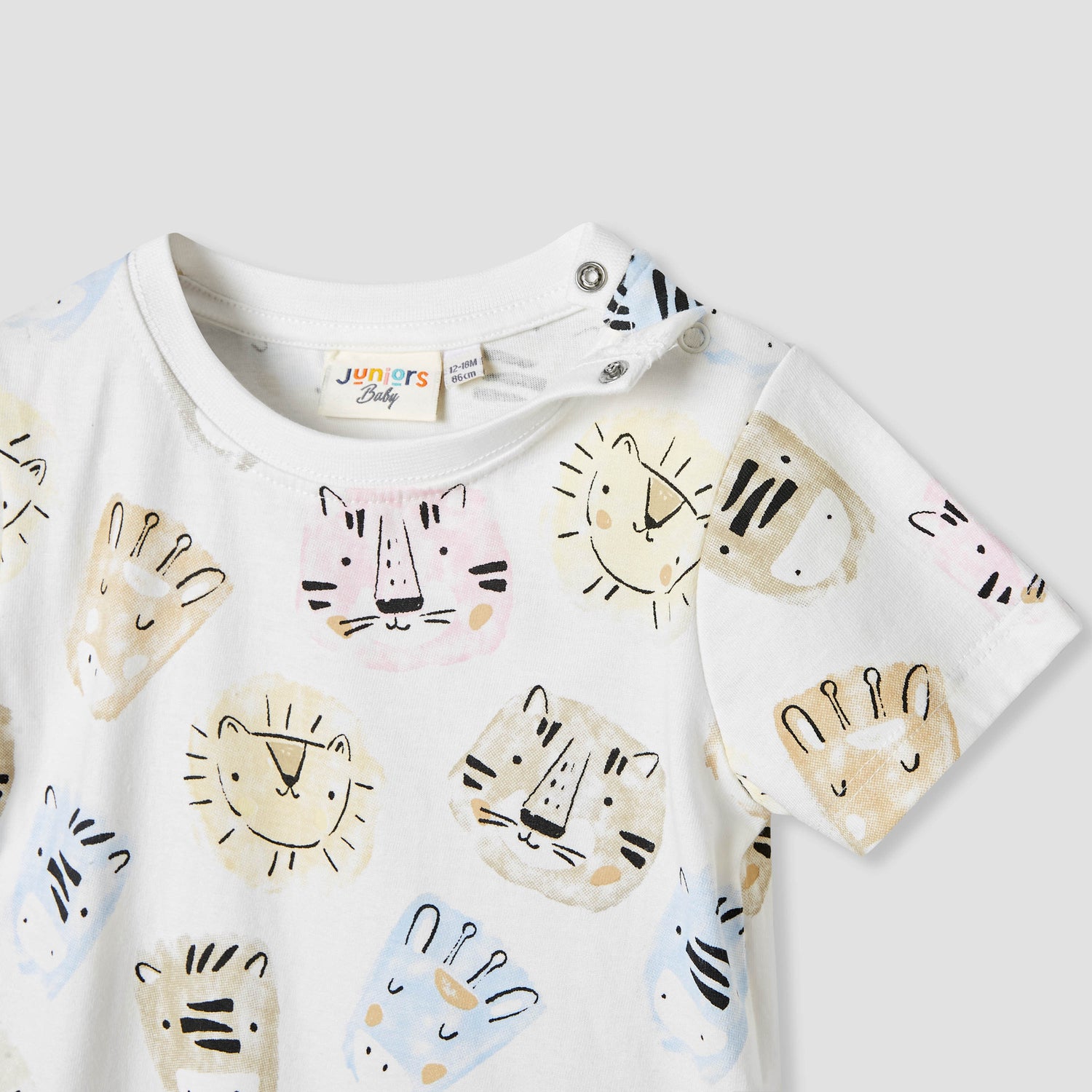 Juniors Tiger Print T-shirt with Short Sleeves