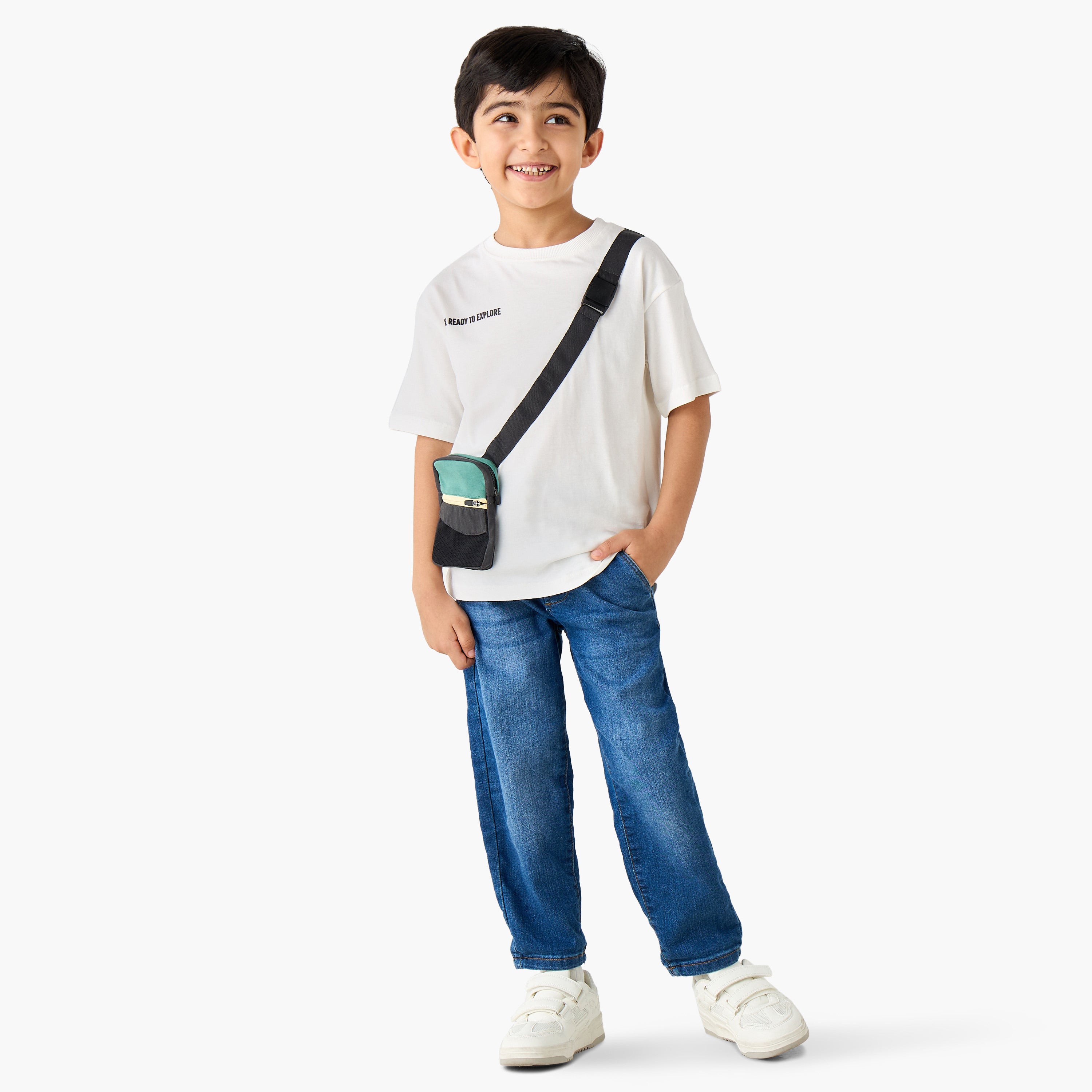 Juniors Slogan Print T-shirt with Attached Pouch