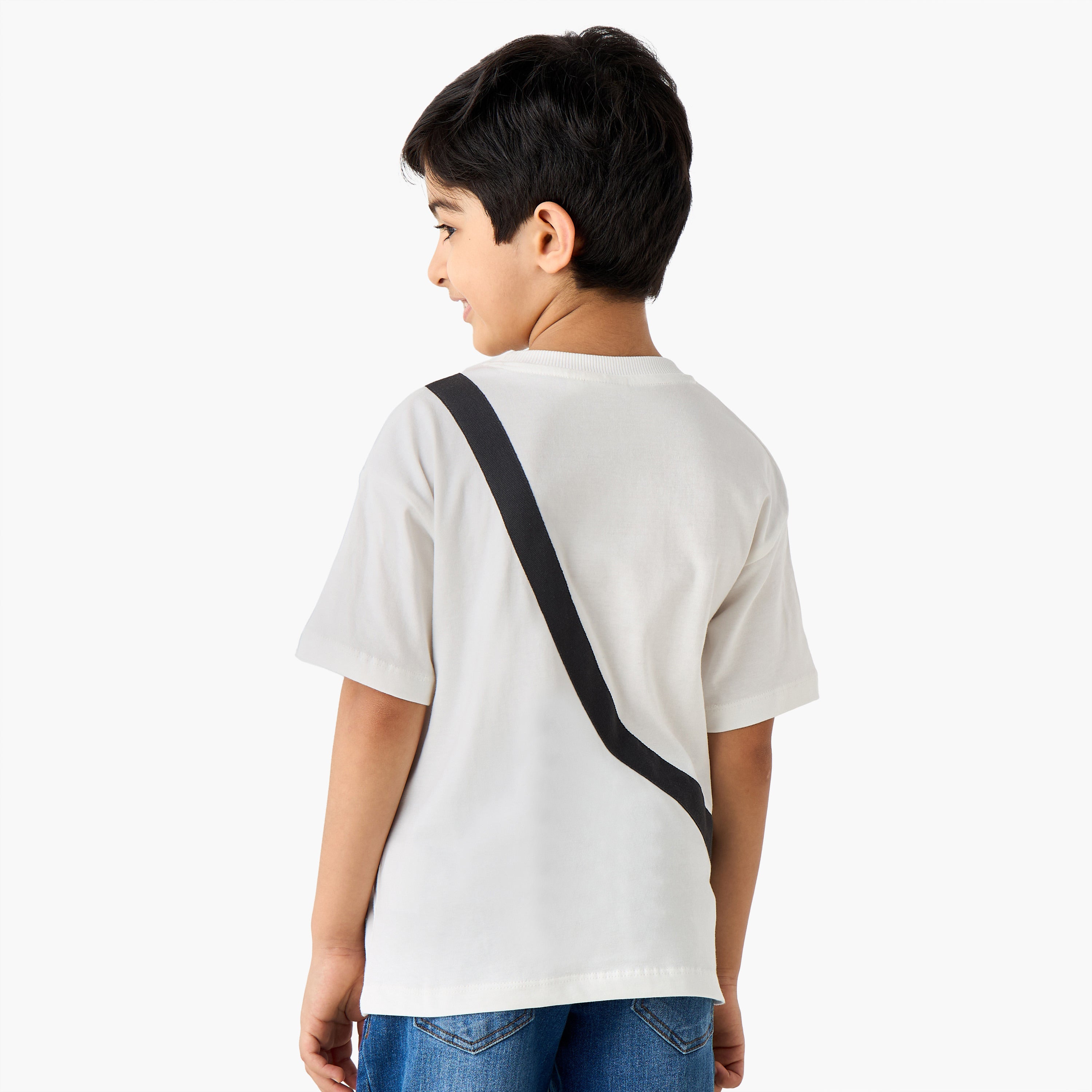 Juniors Slogan Print T-shirt with Attached Pouch