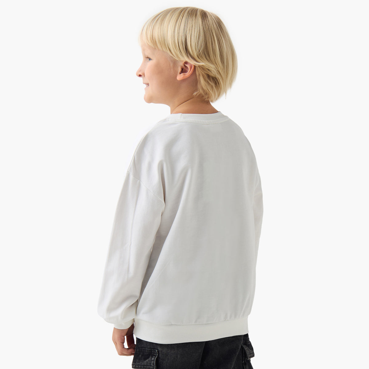 Juniors Graphic Print Pullover with Long Sleeves