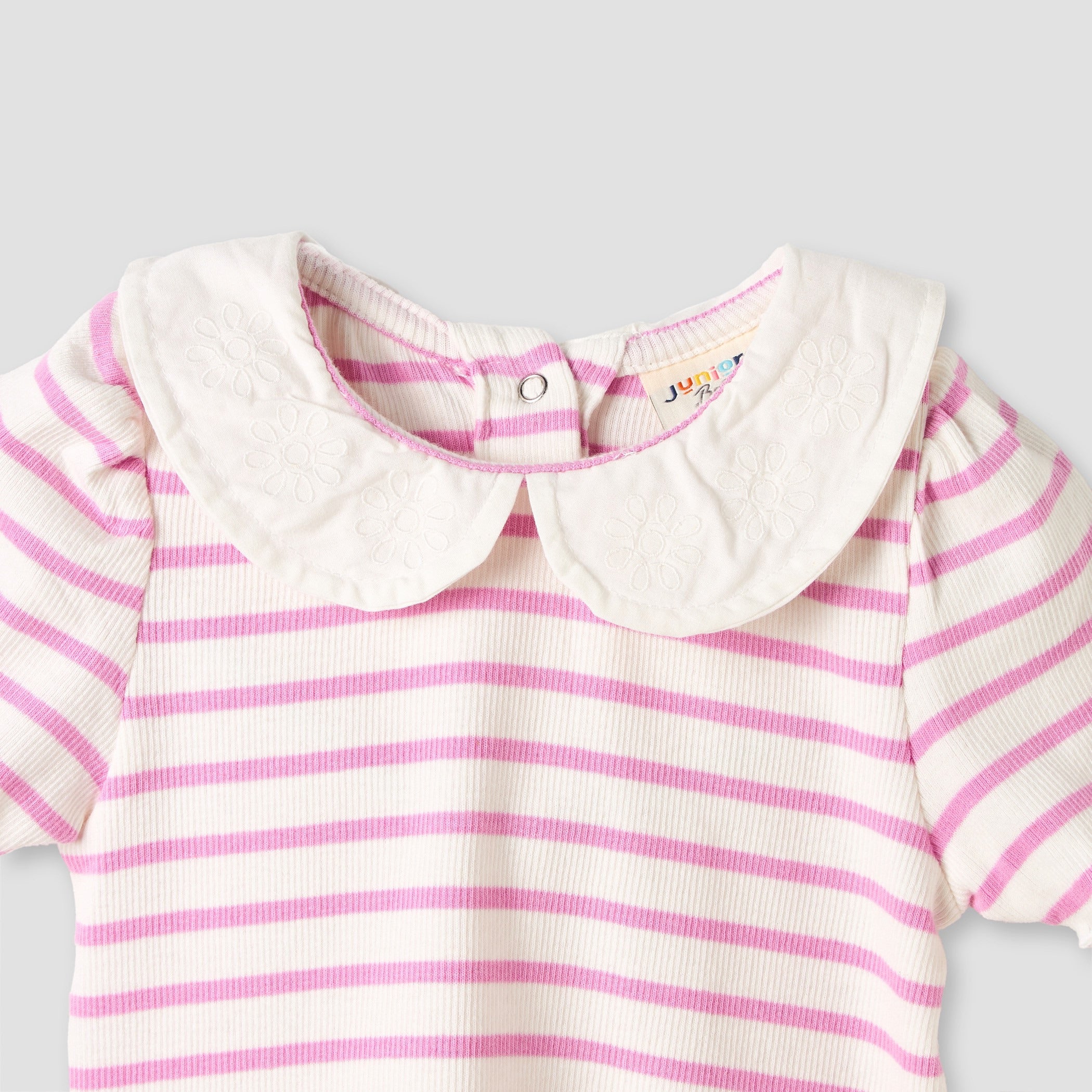 Set of 3 Juniors Round Neck Sleeveless T-shirts with Print