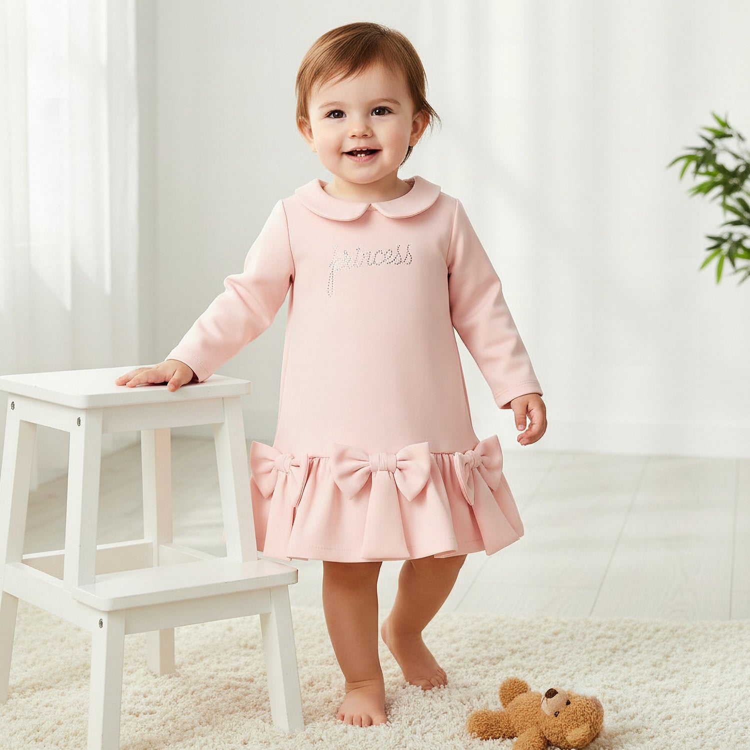 Juniors Peter Pan Collar Long Sleeve Dress with Zip Closure