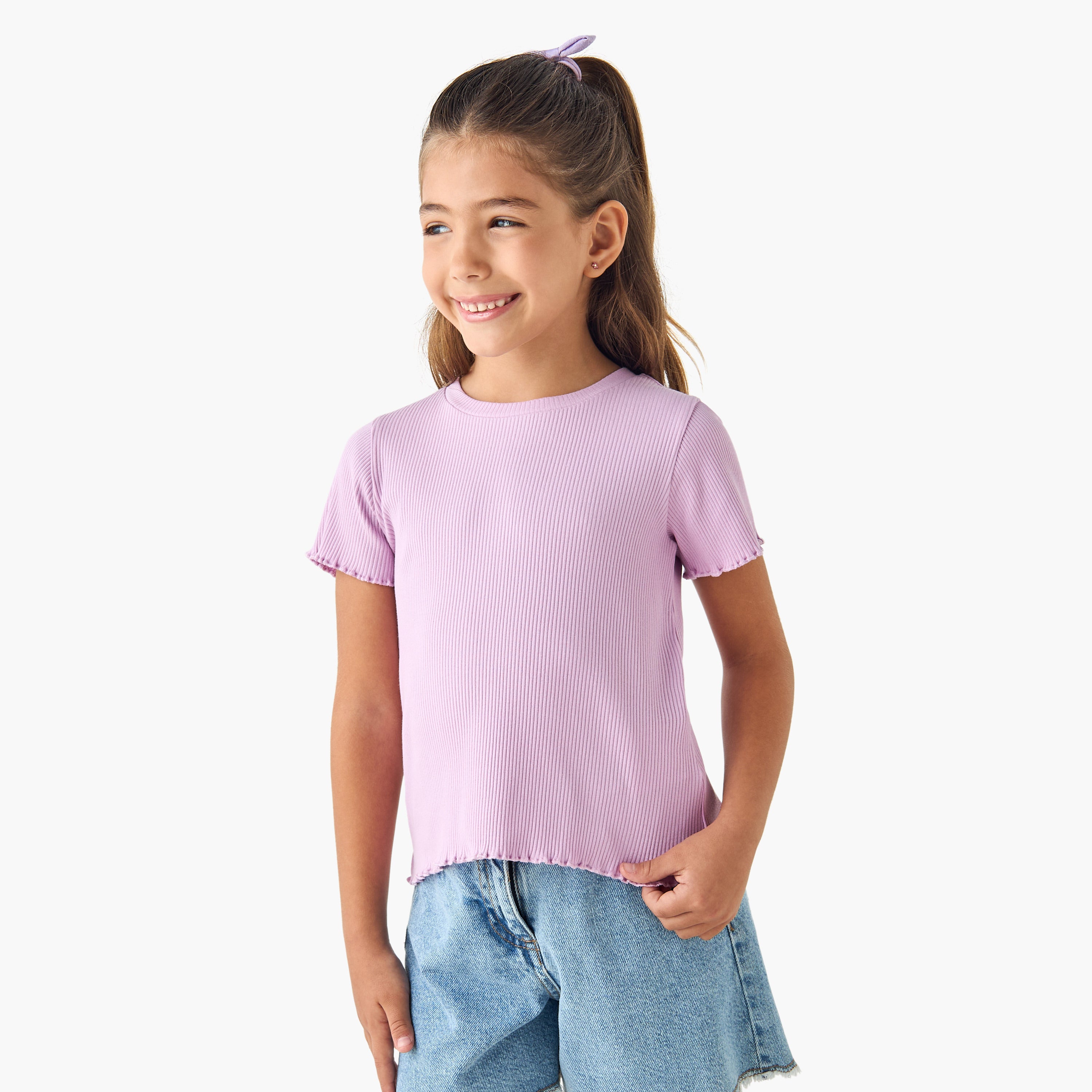 Juniors Ribbed Crew Neck T-shirt with Lettuce Hem
