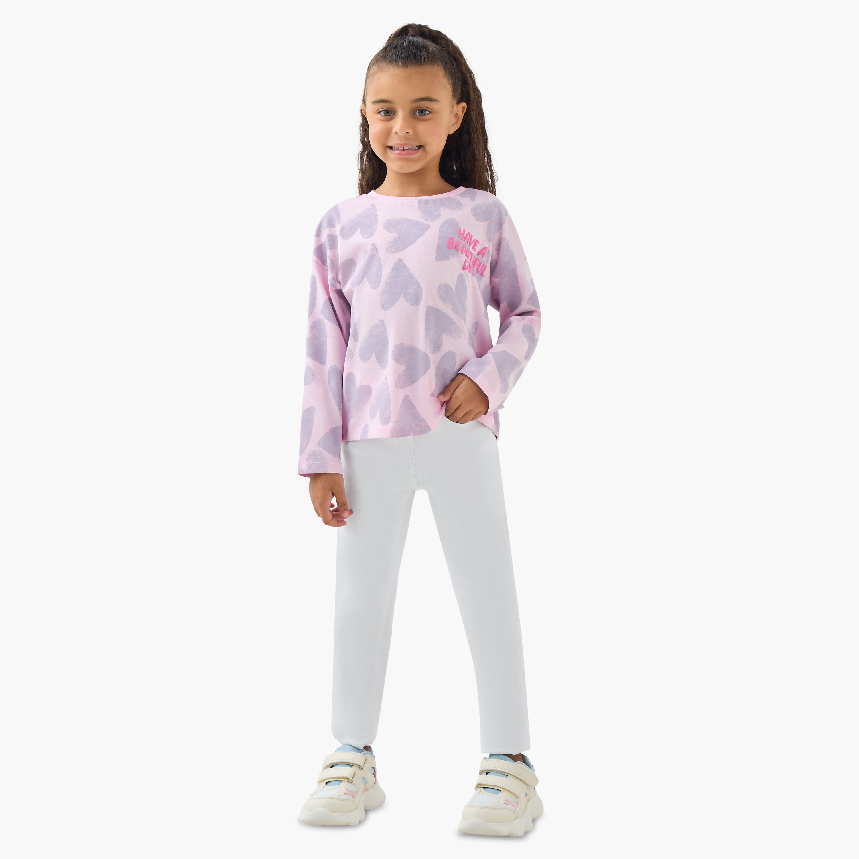 Juniors Girls Crew Neck T-Shirt with Heart Print - Cotton - Long Sleeves