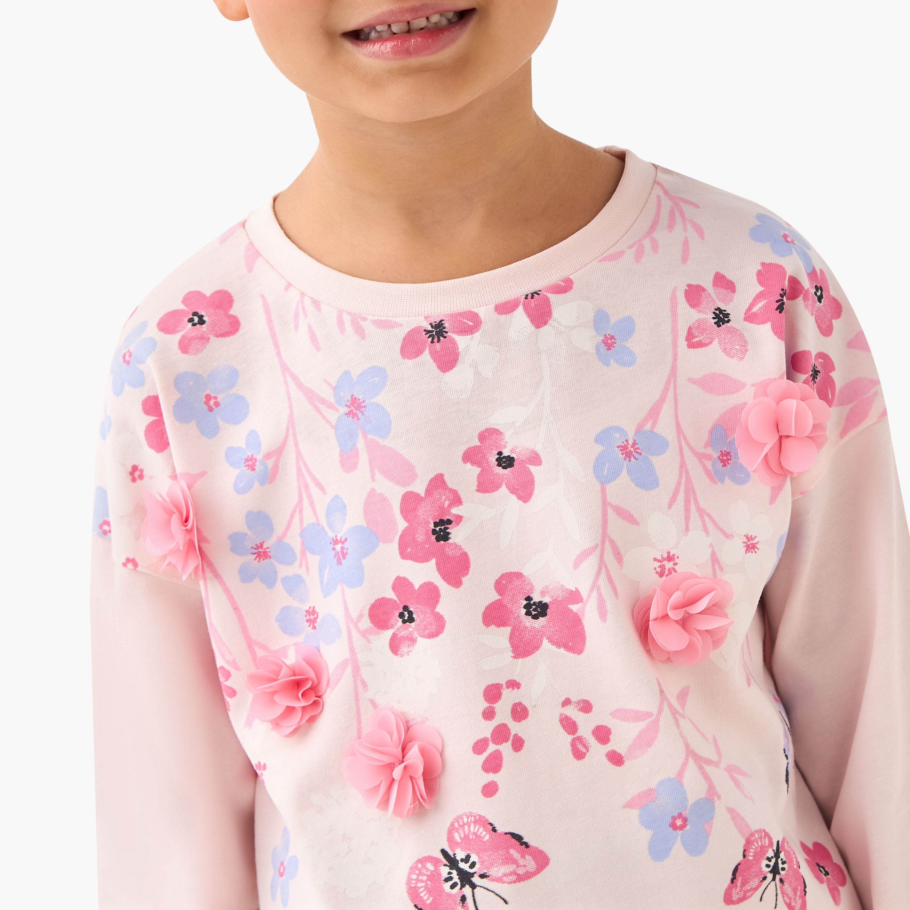 Juniors Crew Neck Long Sleeve T-shirt with Floral Applique