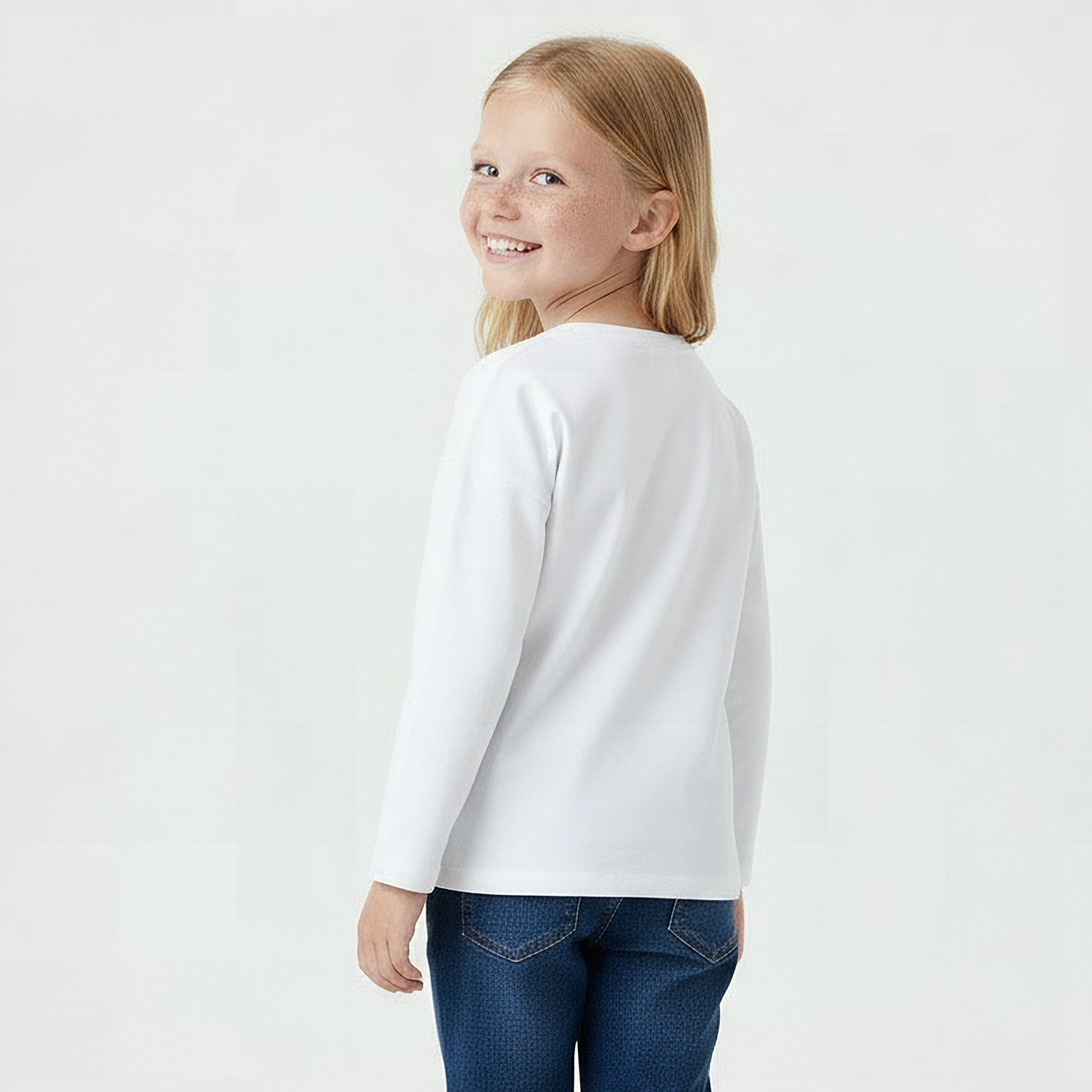 Juniors Crew Neck Long Sleeves T-shirt with Heart Print