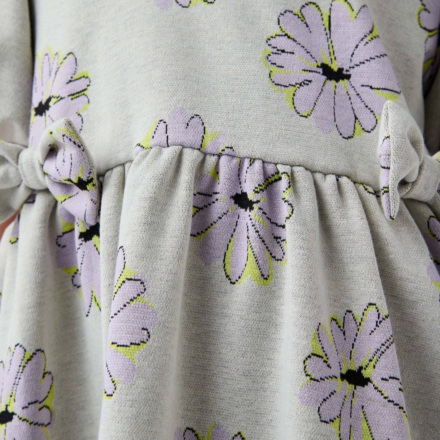 Juniors Bow Accent A-Line Dress with Puff Sleeves