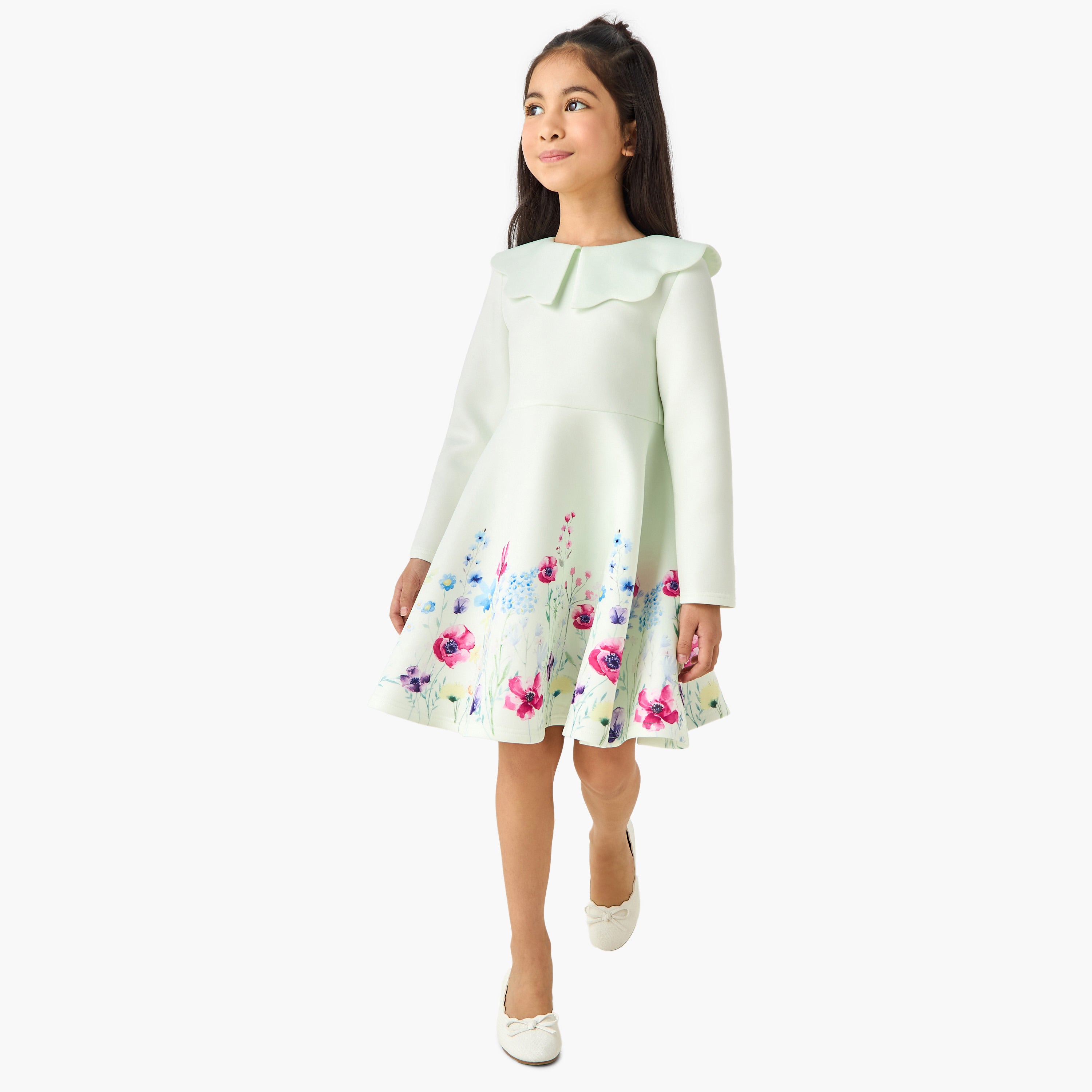 Juniors Round Neck Long Sleeves Knee Length Dress with Floral Print