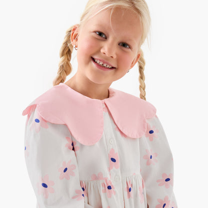 Juniors Peter Pan Collar Long Sleeves Knee Length Dress with Heart Print