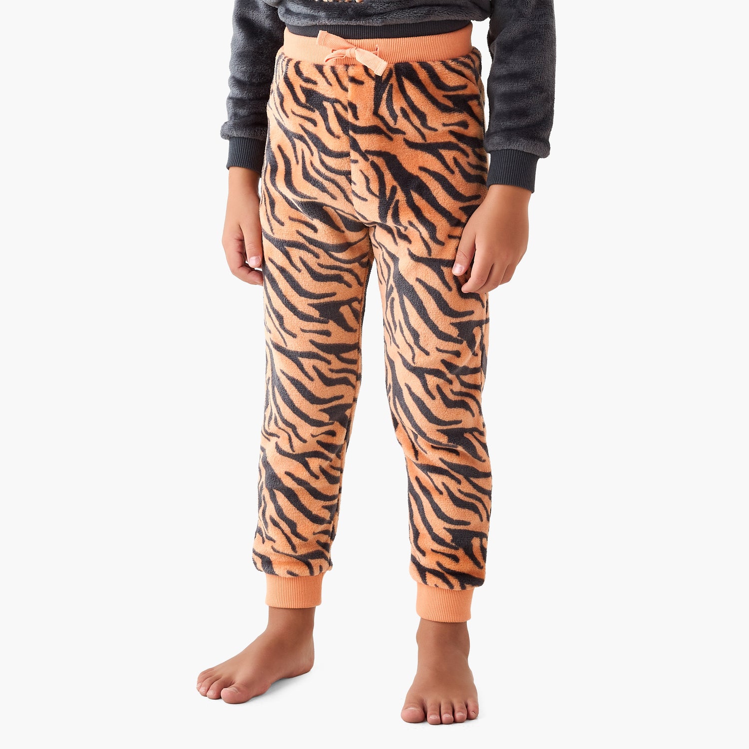 Juniors Tiger Applique Sweatshirt and Pyjama Set