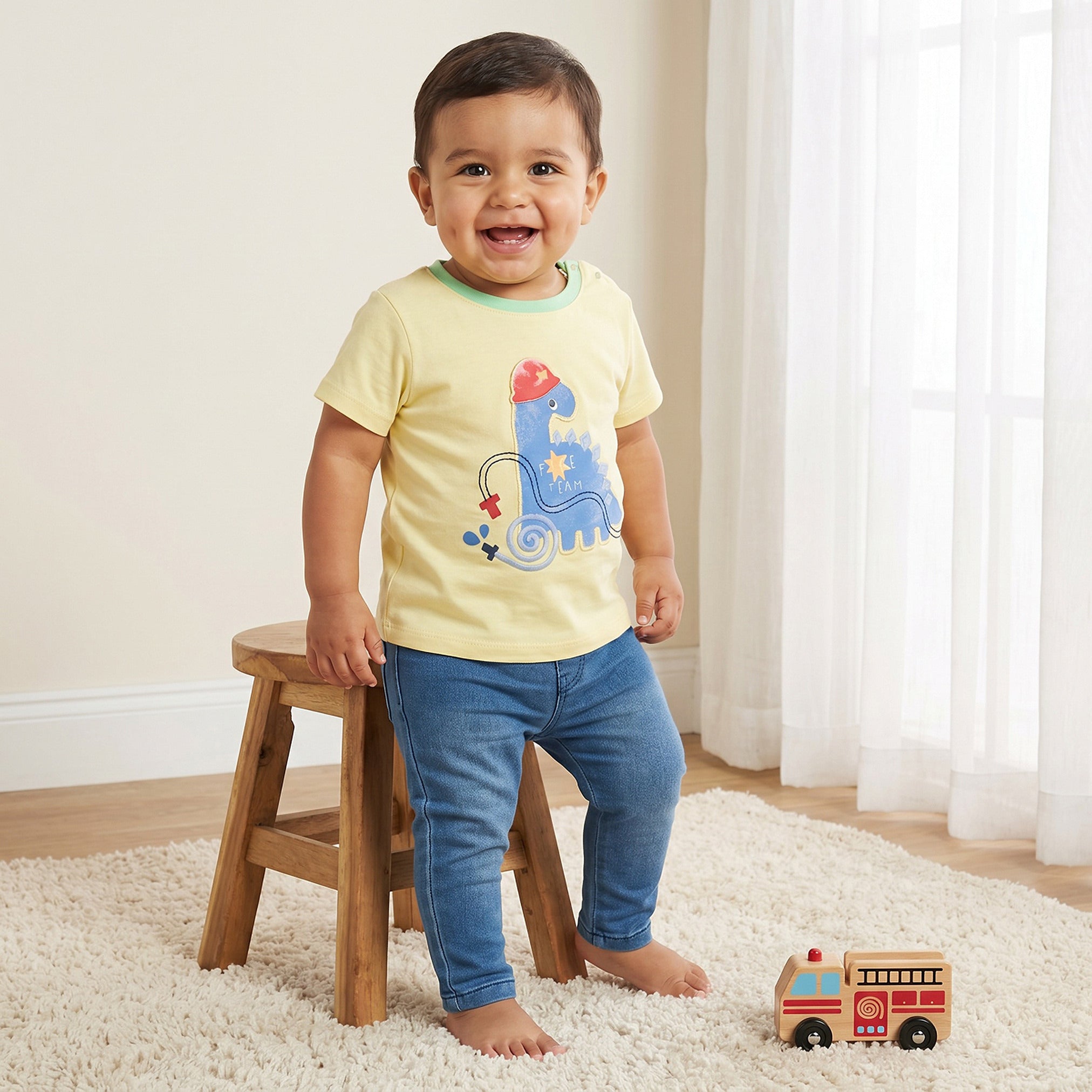 Pack of 3 Juniors Crew Neck Short Sleeves T-shirt with Applique Accent
