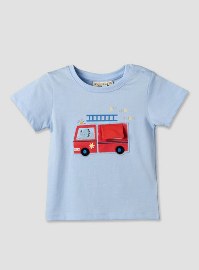 Set of 3 Juniors Round Neck Short Sleeves T-shirt and Shorts Set with Applique Detail-baby-boys-clothing-setsandcoords-image-4