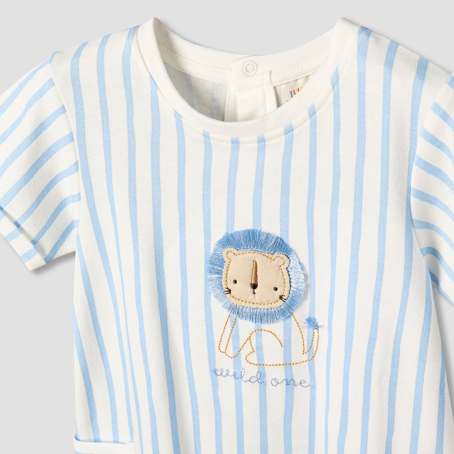Juniors Crew Neck Short Sleeves Romper with Striped Lion Applique