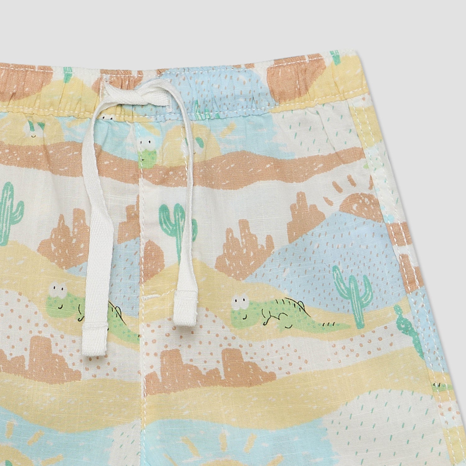 Juniors Collared Short Sleeves Shirt and Shorts Set with Desert Print