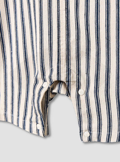 Juniors Crew Neck Short Sleeve T-shirt and Dungaree Set with Pocket-baby-boys-clothing-setsandcoords-image-7