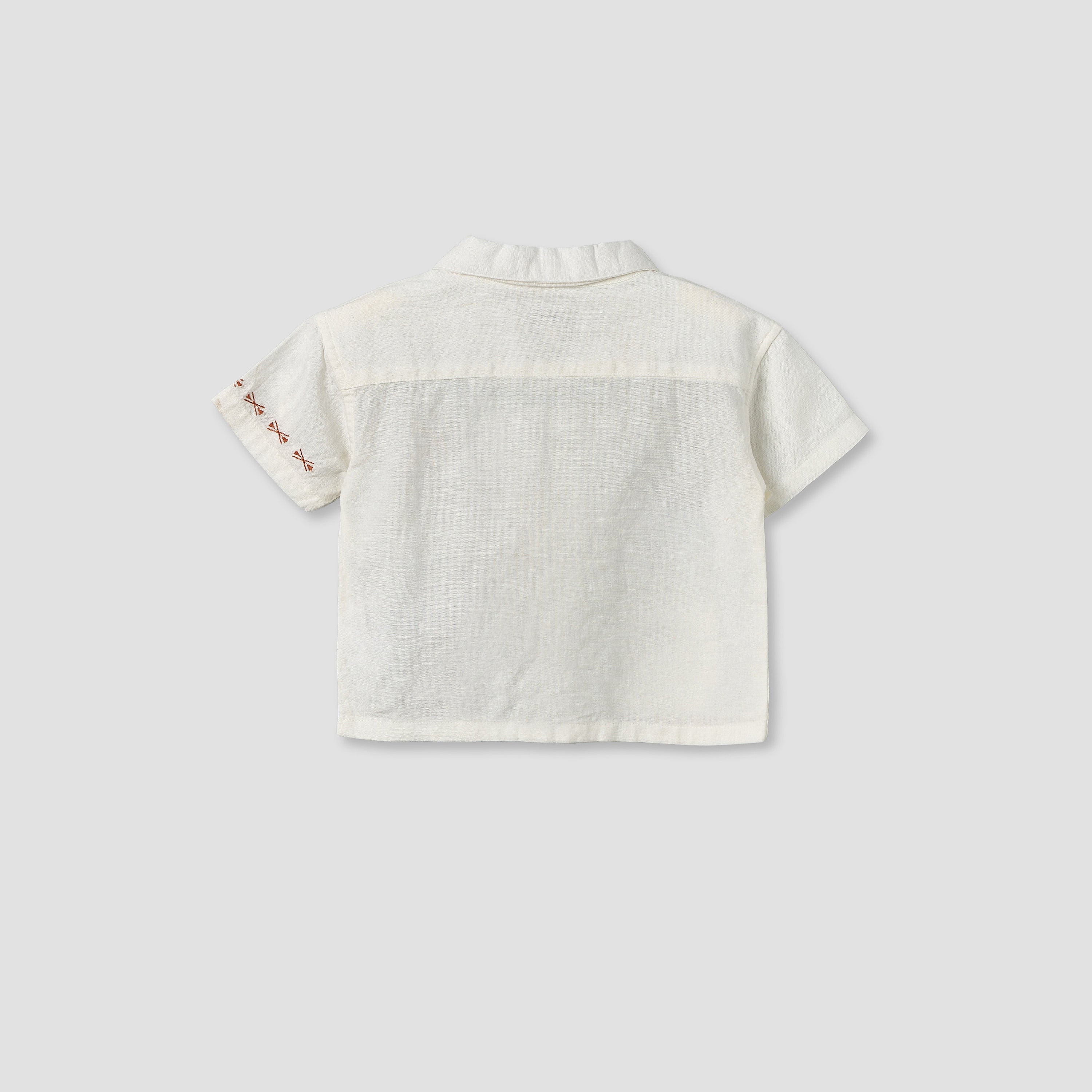Juniors Short Sleeves Shirt with Embroidery