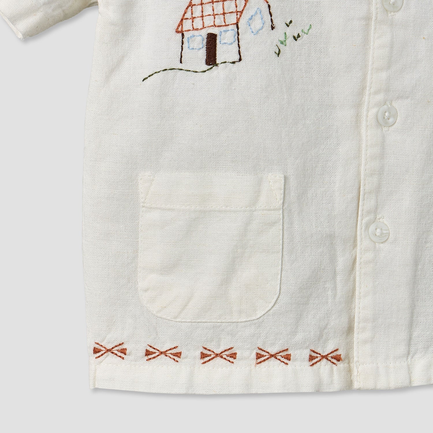 Juniors Short Sleeves Shirt with Embroidery