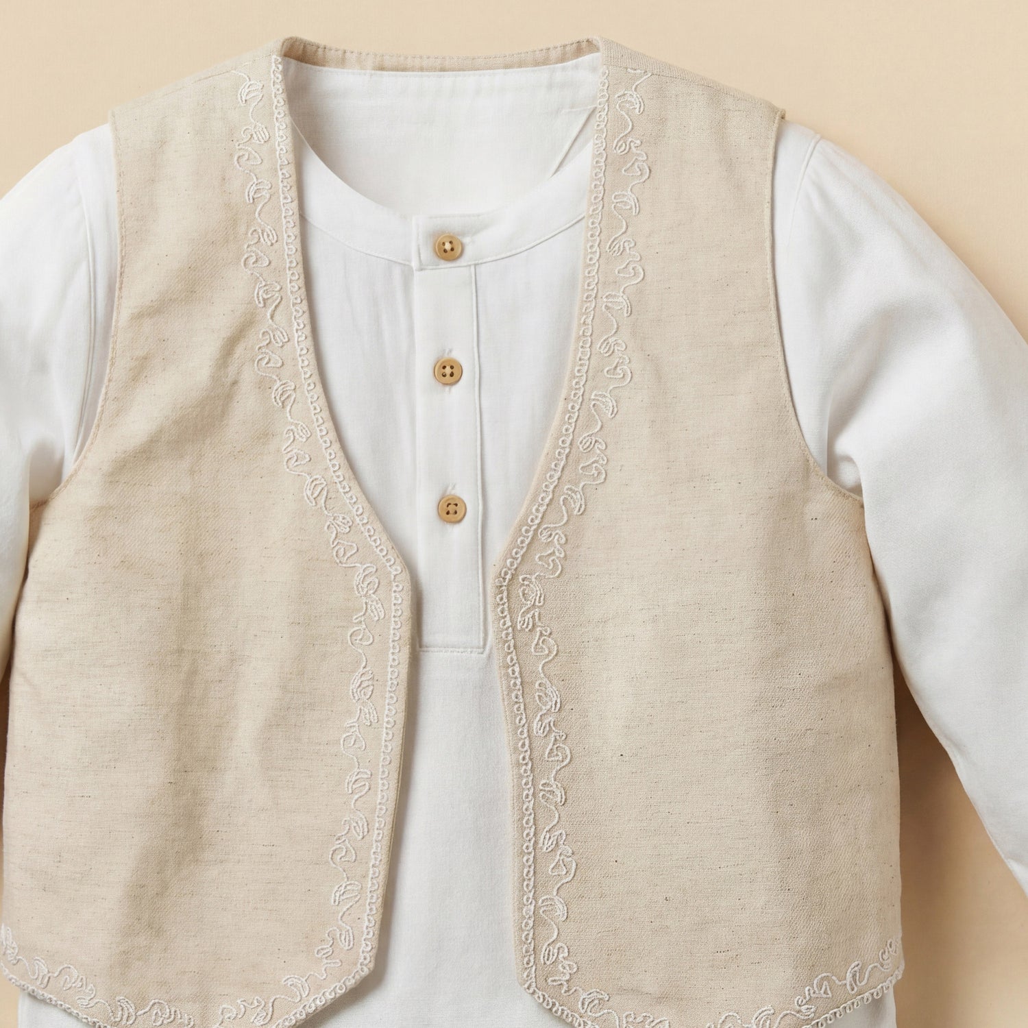 Juniors Mandarin Neck Long Sleeves Romper and Embroidered Waistcoat Set