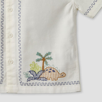 Juniors Collared Short Sleeves Shirt and Shorts Set with Embroidery