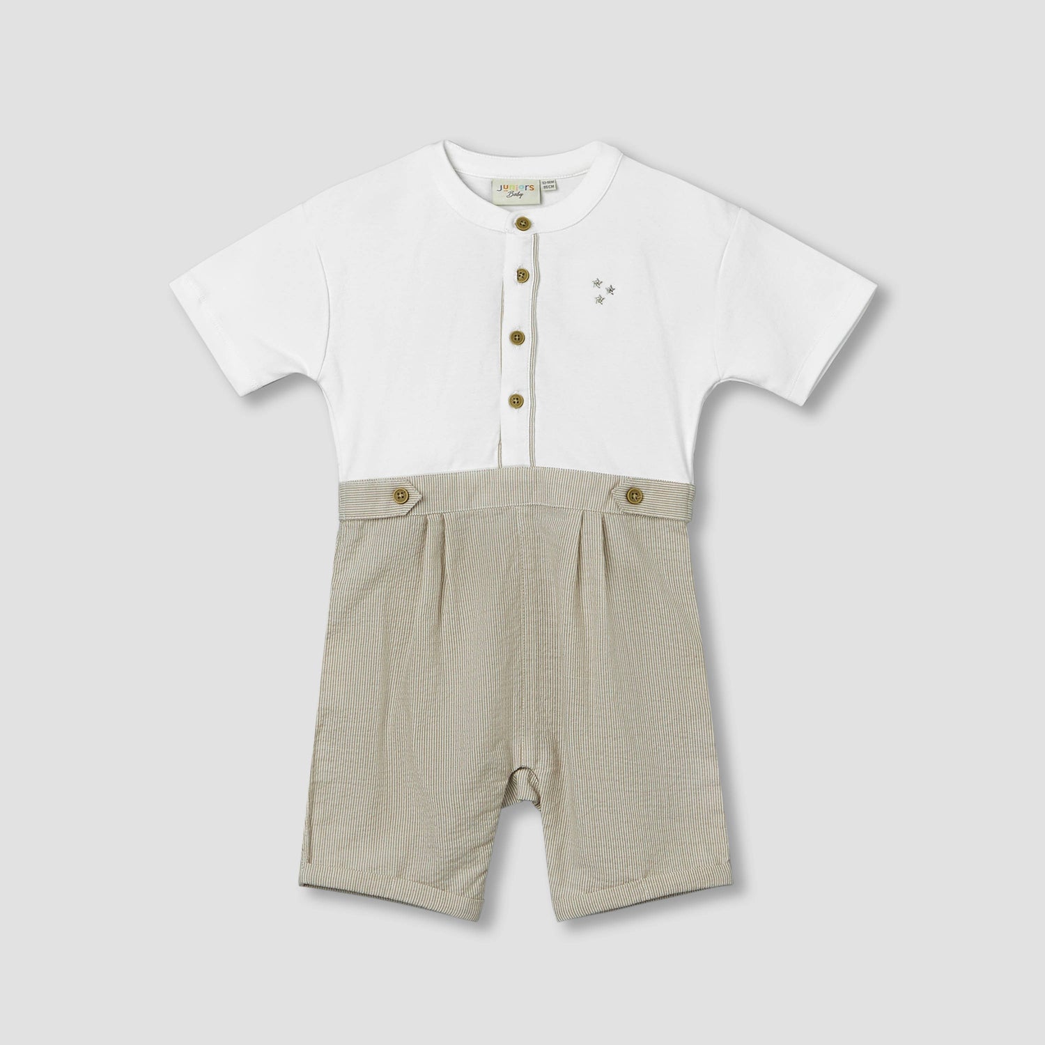 Juniors Henley Neck Short Sleeves Romper with Star Embroidered