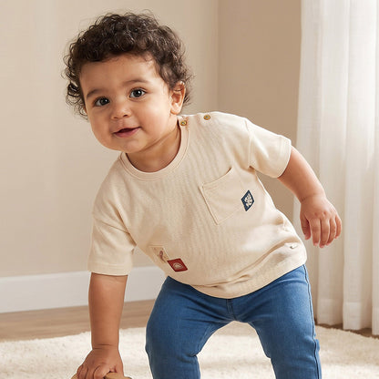 Giggles Crew Neck Short Sleeves T-shirt with Pocket