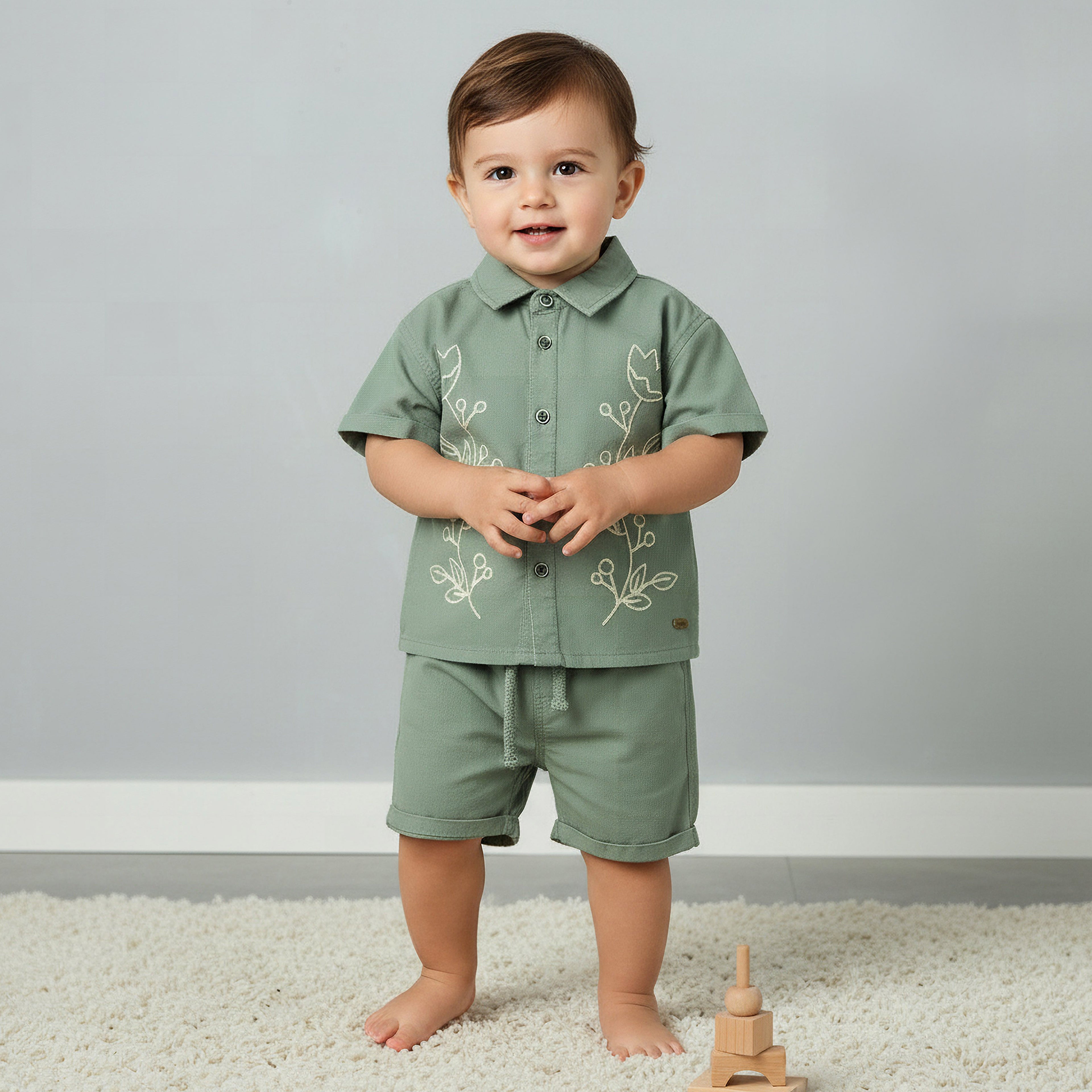Giggles Collared Short Sleeves Shirt and Shorts Set with Floral Embroidery